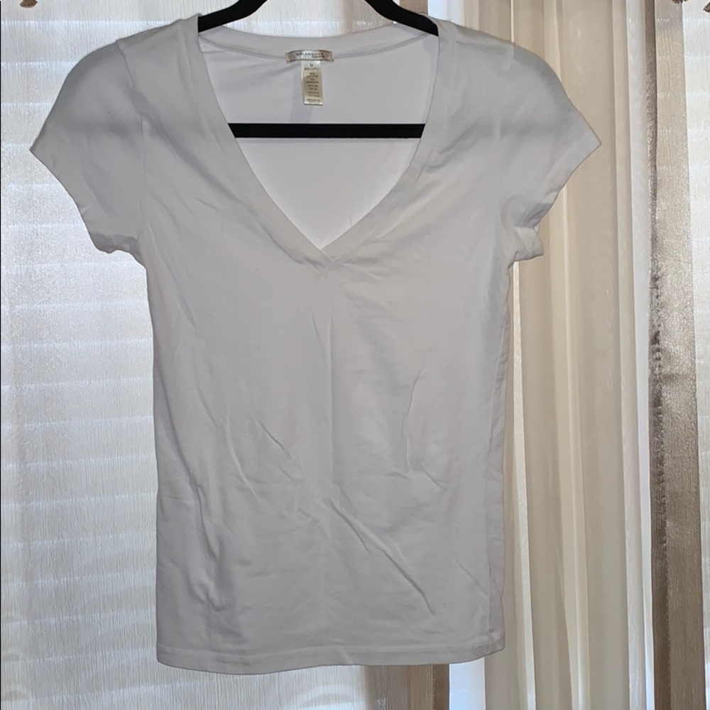 White tee